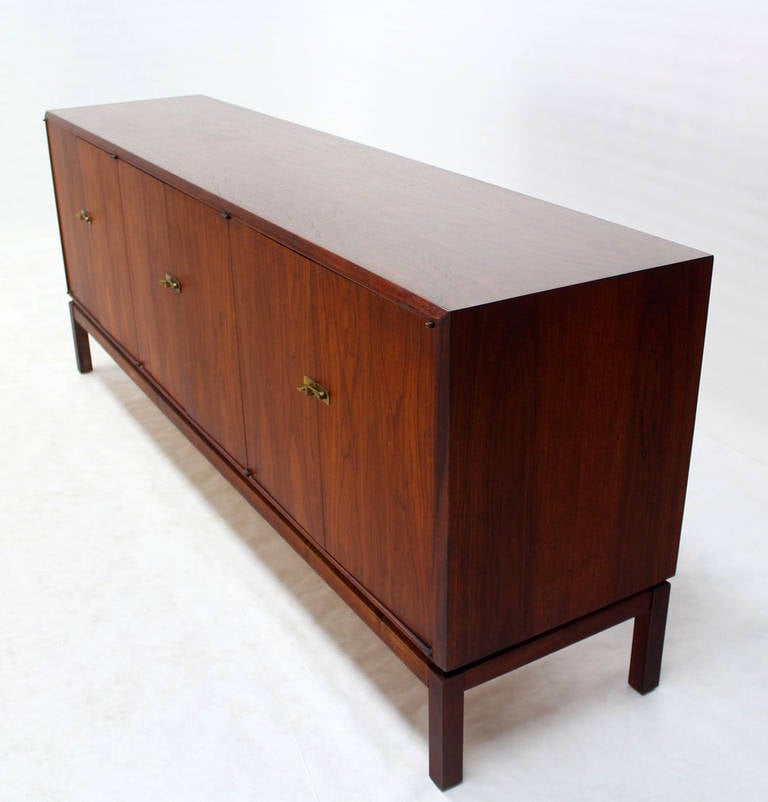 Mid-Century Modern Long Walnut Credenza with Brass Door Latches In Excellent Condition In Rockaway, NJ