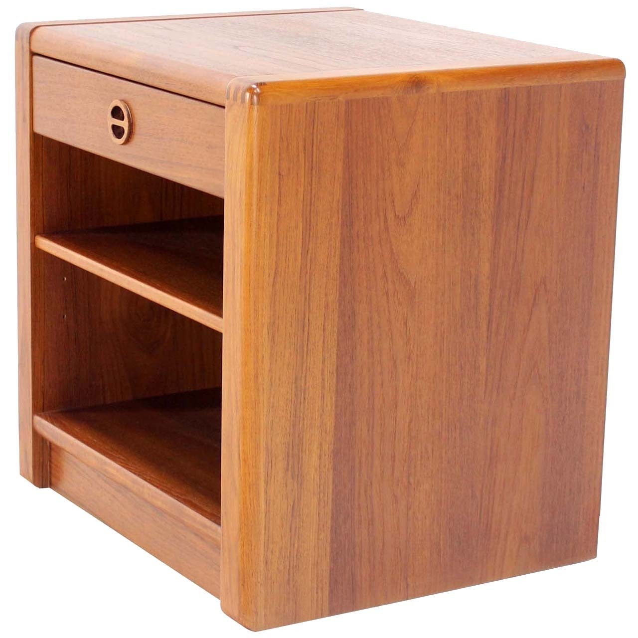 Danish Mid-Century Modern Teak One-Drawer End Table or Night Stand
