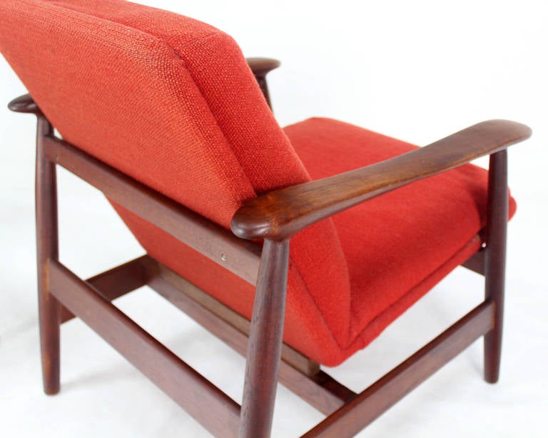 Pair of Mid-Century Danish Modern Solid Oiled Walnut Lounge Chairs For Sale 5