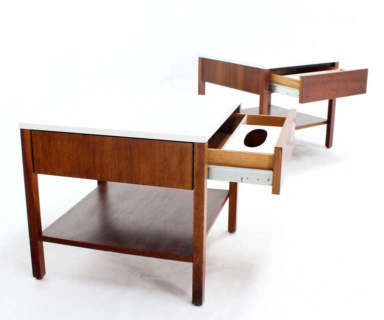 Pair of Mid-Century Modern Knoll Walnut End Tables or Nightstands 2