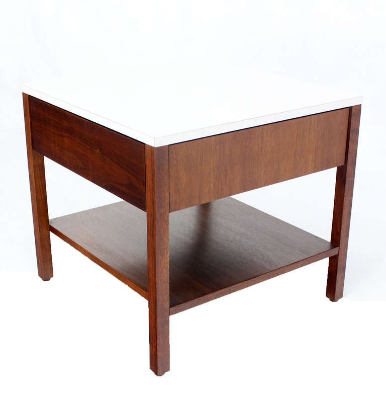 Pair of Mid-Century Modern Knoll Walnut End Tables or Nightstands 5
