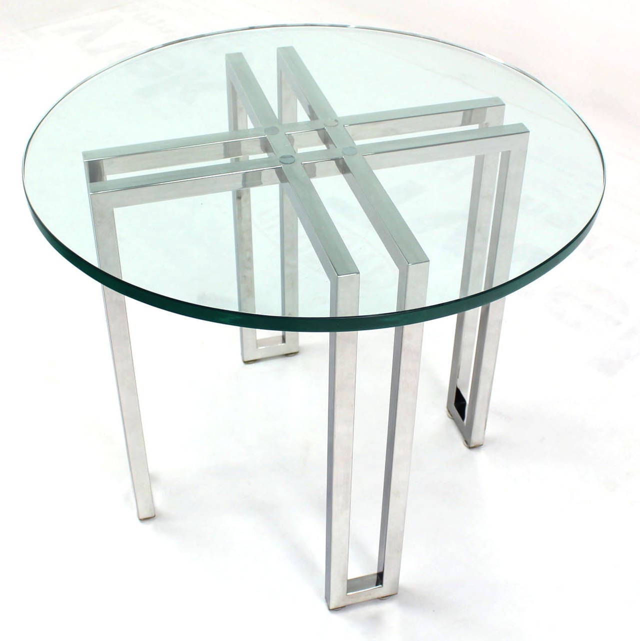 20th Century Mid-Century Modern Round Chrome Base and Glass-Top Side Table