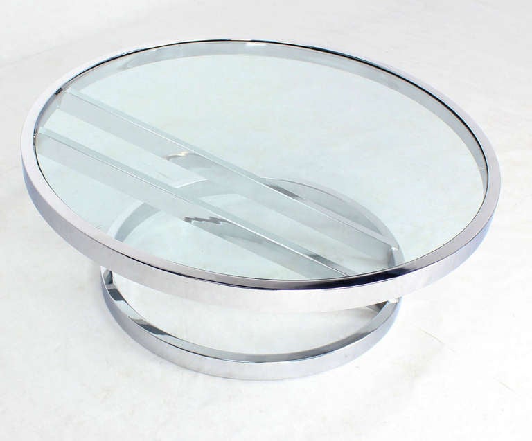 20th Century Modern Chrome and Glass Round Coffee Table by Baughman