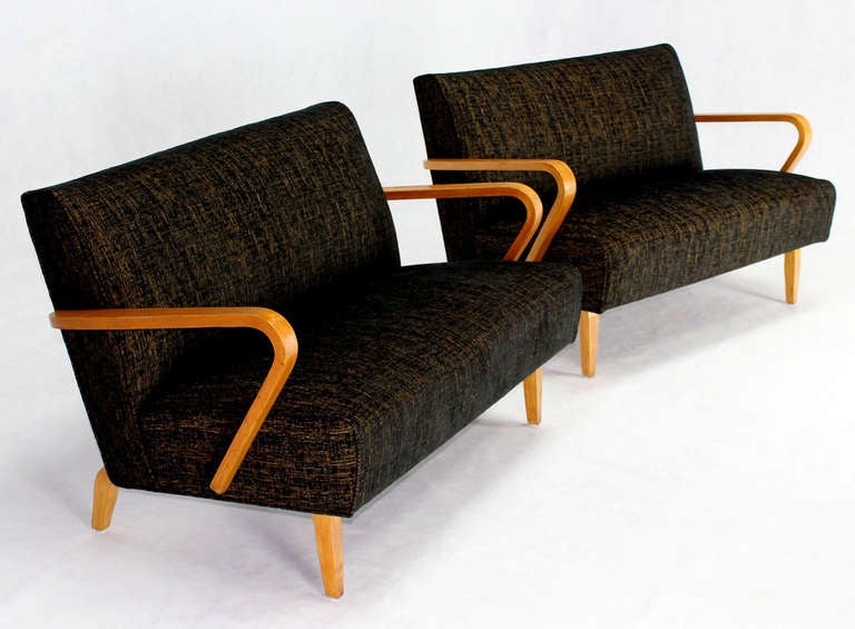 Pair of Mid Century Modern Loveseats New Upholstery In Excellent Condition In Rockaway, NJ