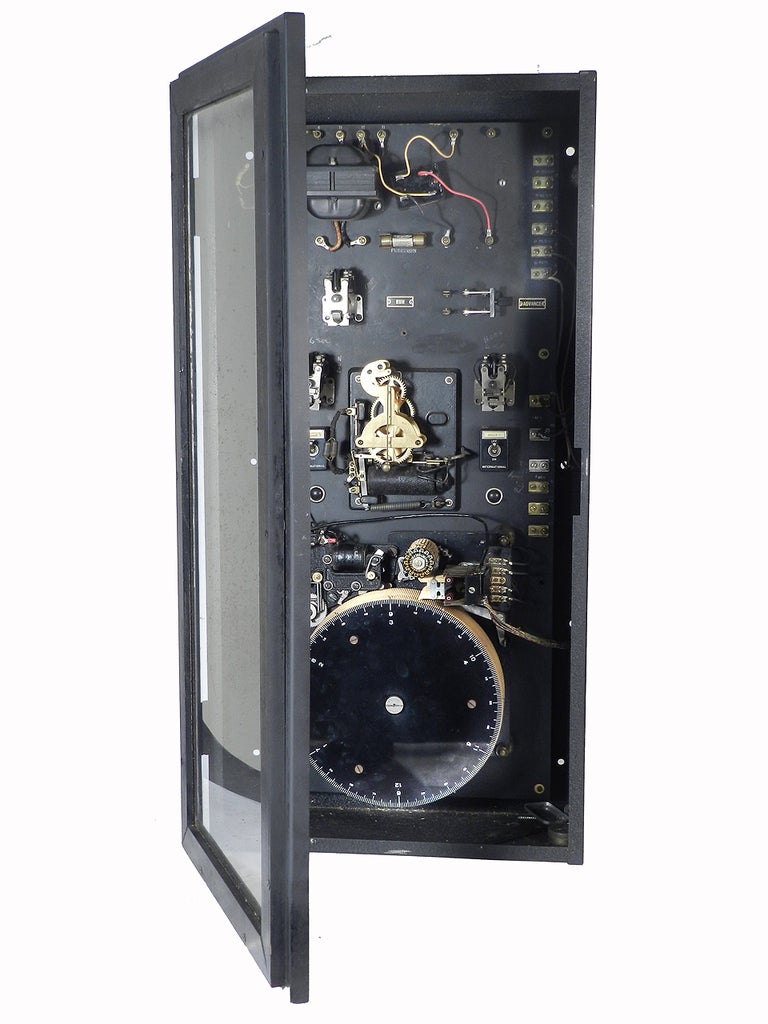 American Large and Complex Master Time Clock