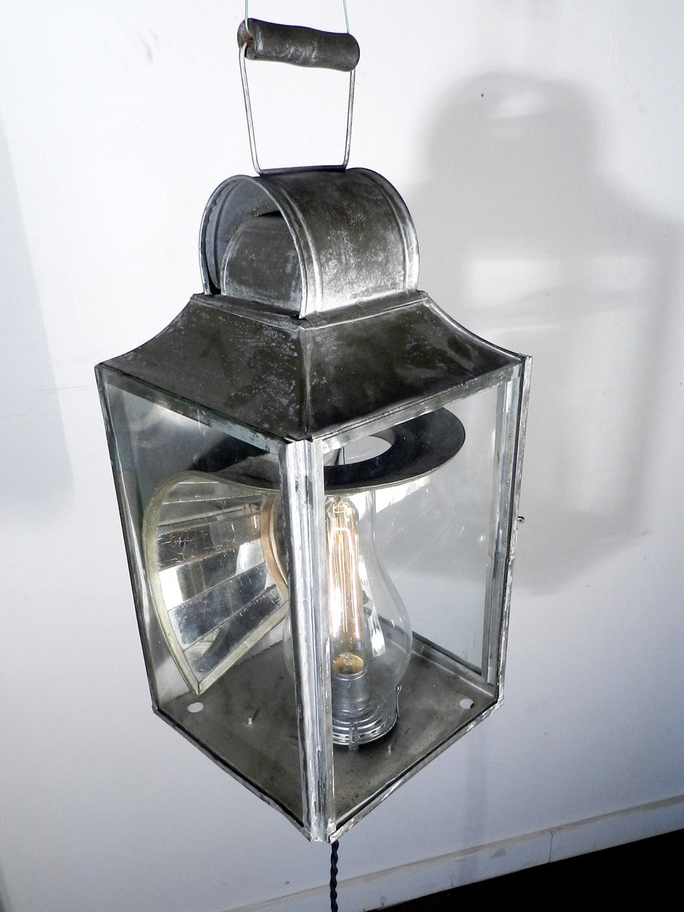 Very Rare Wheeler Mirrored Reflector Lantern In Excellent Condition In Peekskill, NY