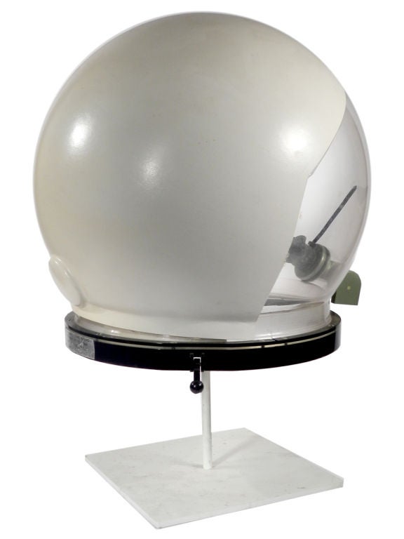 clear globe helmet