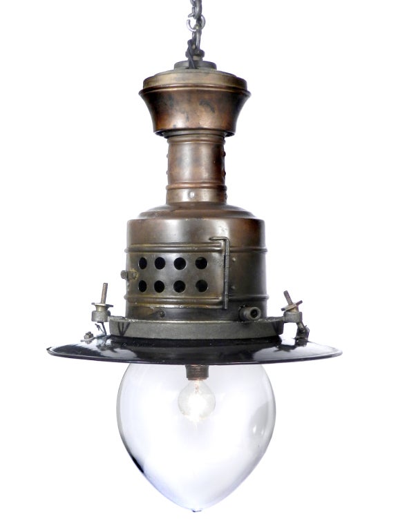 Small Nicely Detailed Brass and Porcelain Gas Lamp