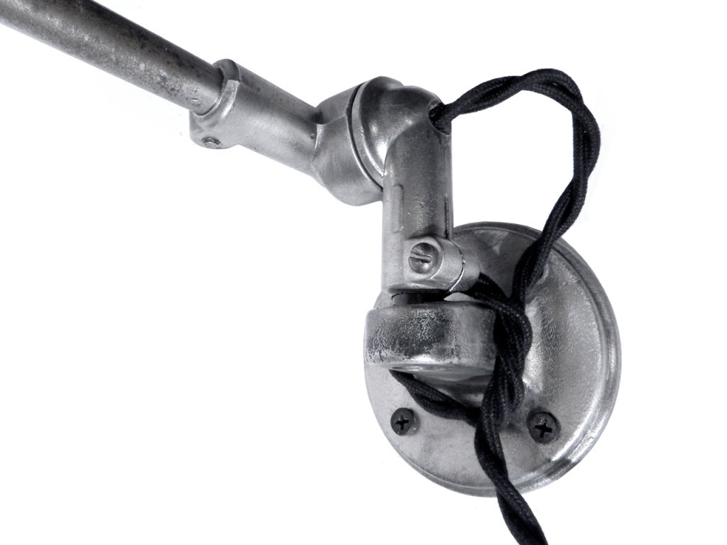 Long Aluminum Articulated Lamp