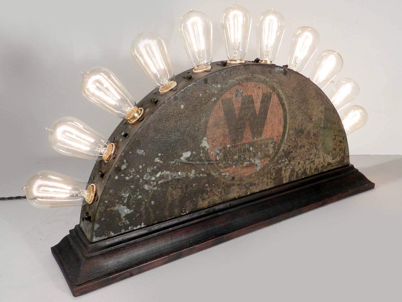 National Mazda Lamps Double-Sided Light-Up Tin Display In Excellent Condition In Peekskill, NY