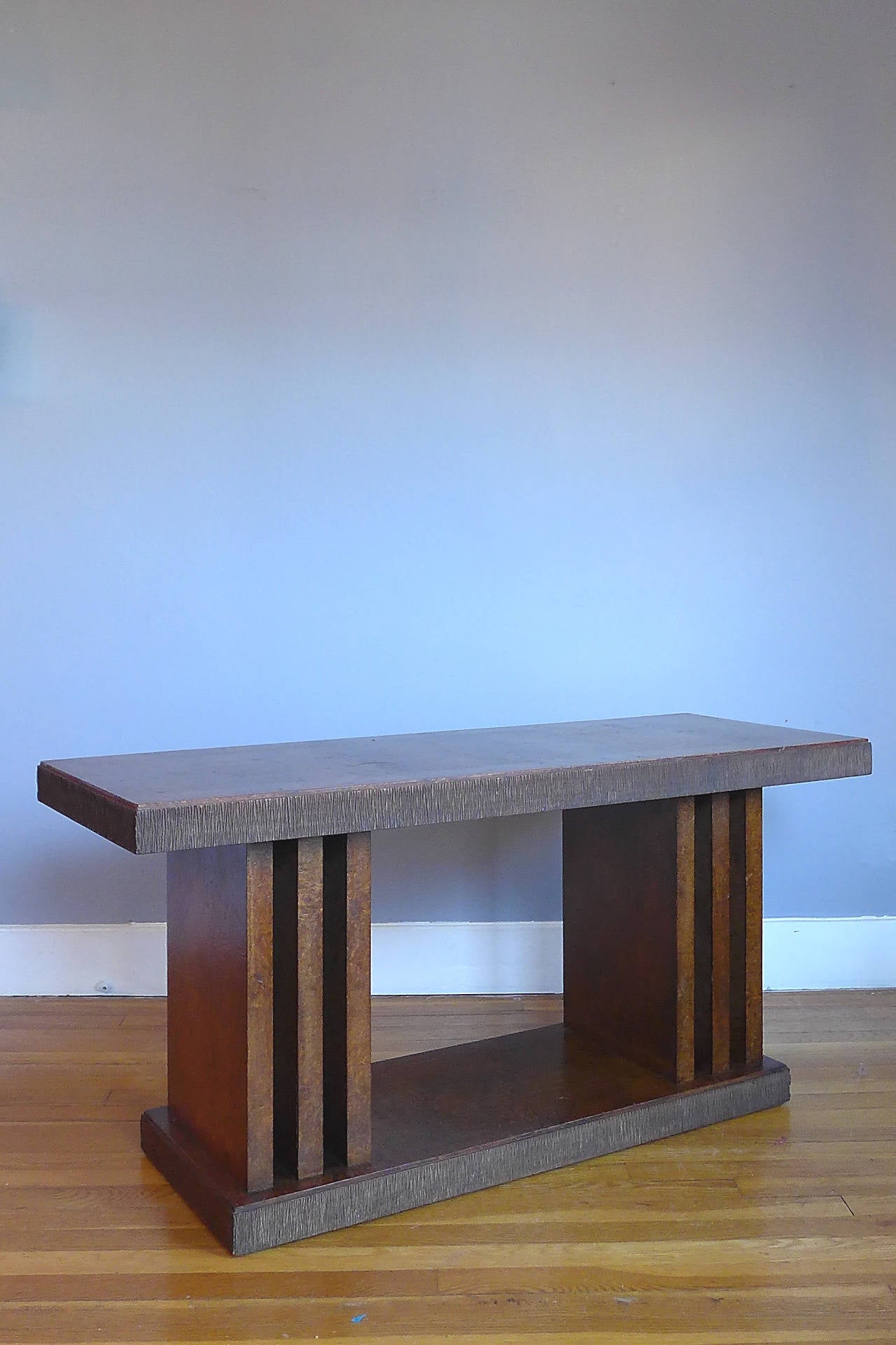 Low Freestanding Console Table by Pier Luigi Colli In Excellent Condition For Sale In Saarbruecken, DE