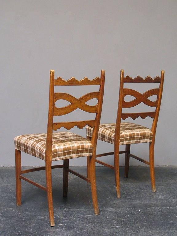 Italian A pair of side chairs by Paolo Buffa