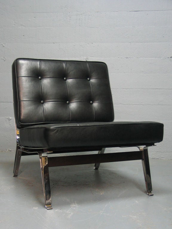 A pair of Cassina 856 lounge chairs by Ico Parisi 1