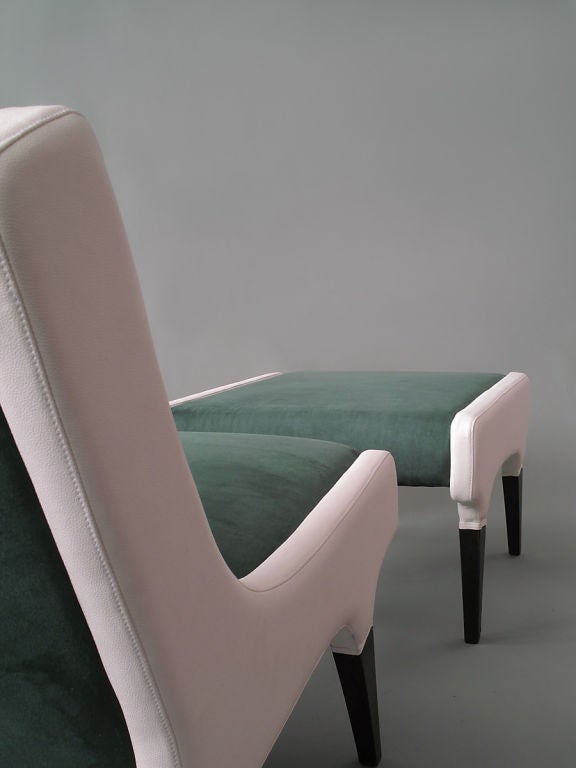 Mid-20th Century A pair of lounge chairs with ottomans by Gio Ponti