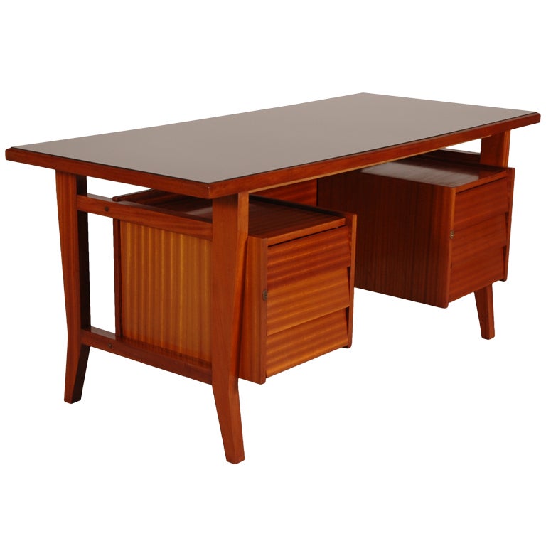 Schirolli's  Mahogany Desk after Gio Ponti For Sale