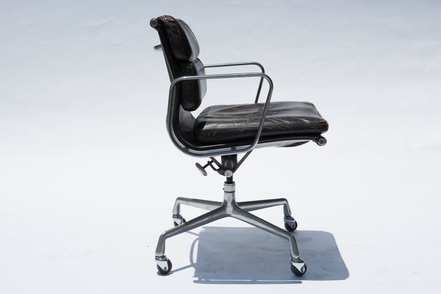 Charles Eames Desk Chair