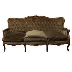 Antike Französisch Louis XV Tufted Back Sofa Circa 1930s