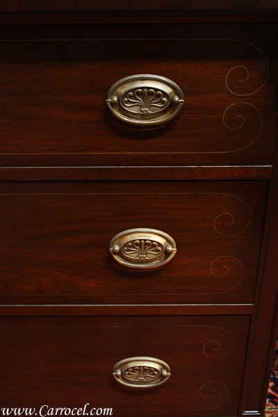 20th Century Antique Mahogany Hepplewhite Bedroom Dresser Chest