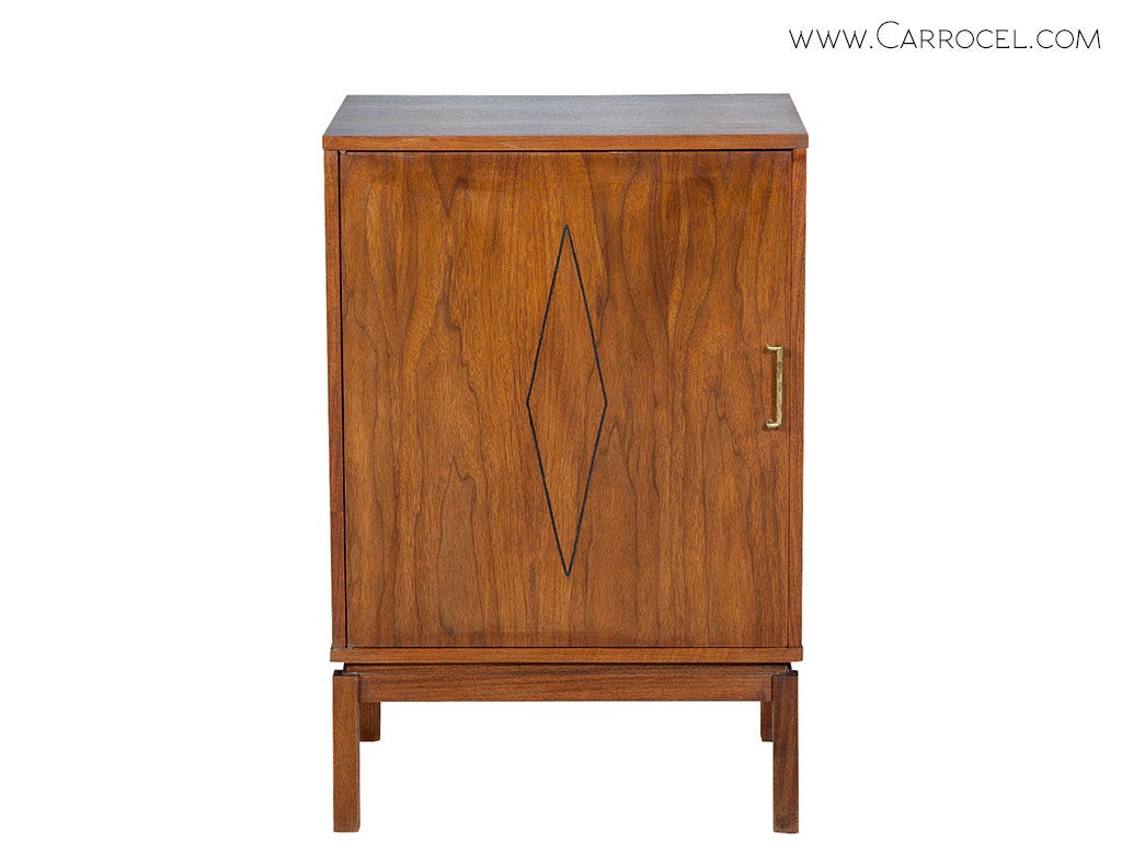 Mid Century Modern Cabinet In Good Condition In North York, ON
