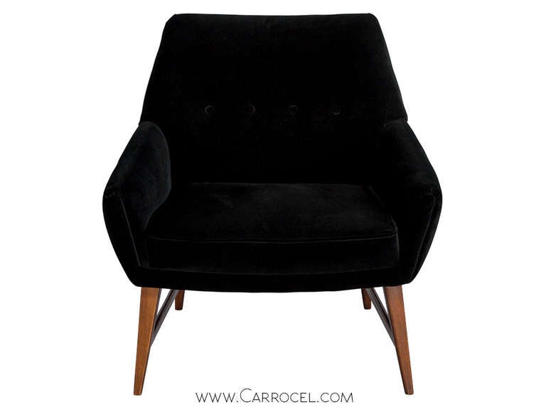 Mid-20th Century Pair of Mid-Century Modern Lounge Chairs in Black Velvet by Raphael