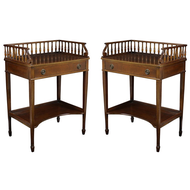 Pair of Antique American Hepplewhite End Tables by Nahon