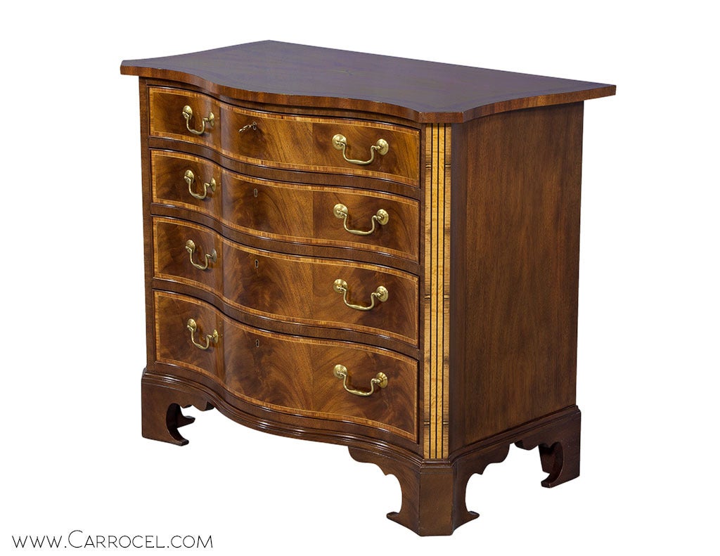 Pair of Baker Collector's Edition Chest of Drawers In Excellent Condition In North York, ON