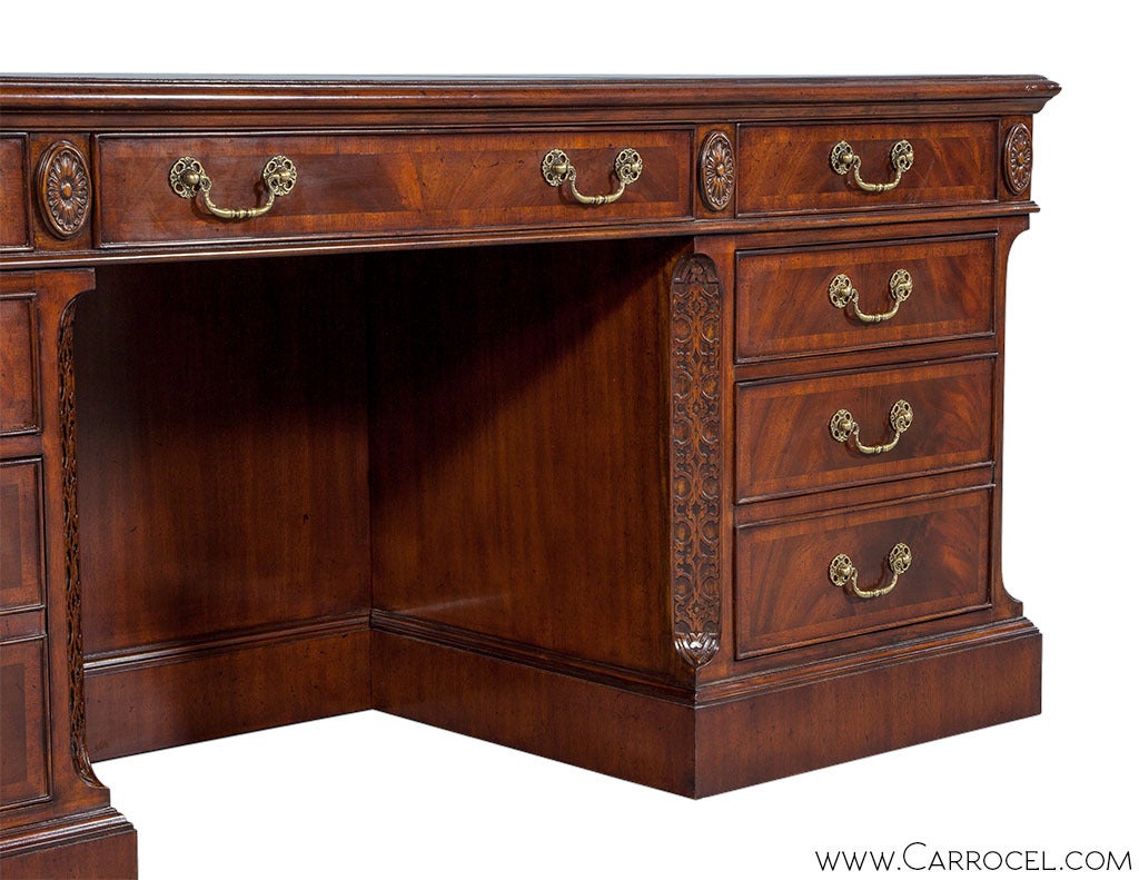 Leather Inlaid Mahogany Executive’s Desk In Excellent Condition In North York, ON