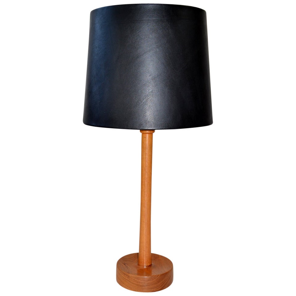 Lampe de table en teck avec abat-jour en cuir par Uno & Östen Kristiansson pour Luxus