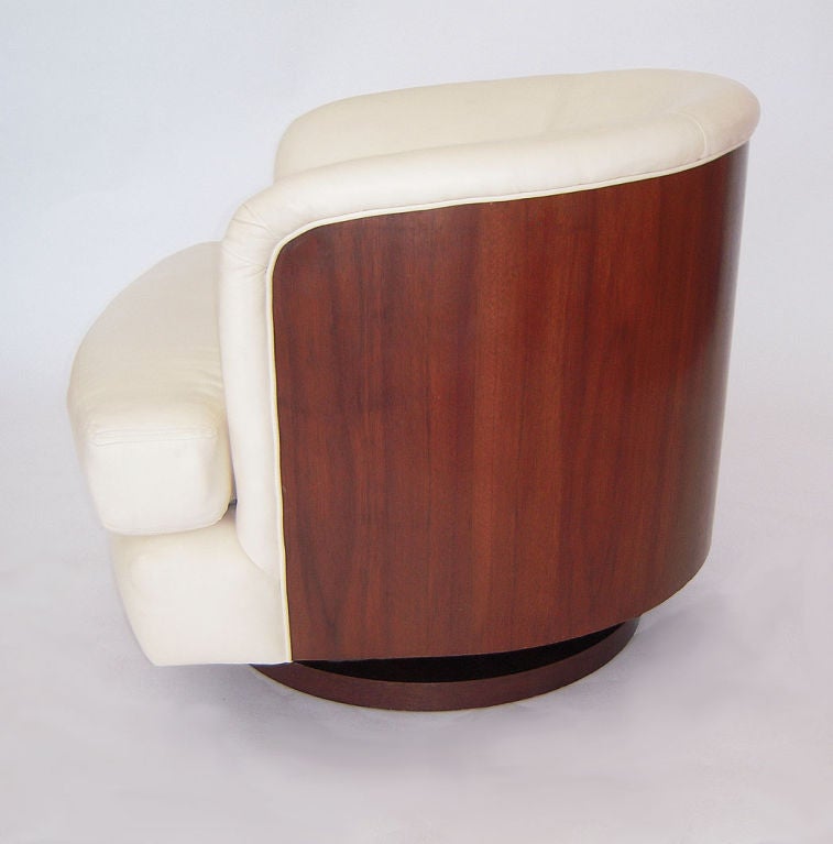 American Swivel Barrel Lounge Chair by Milo Baughman