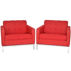 Classic Pair of Lounge Chairs by Florence Knoll