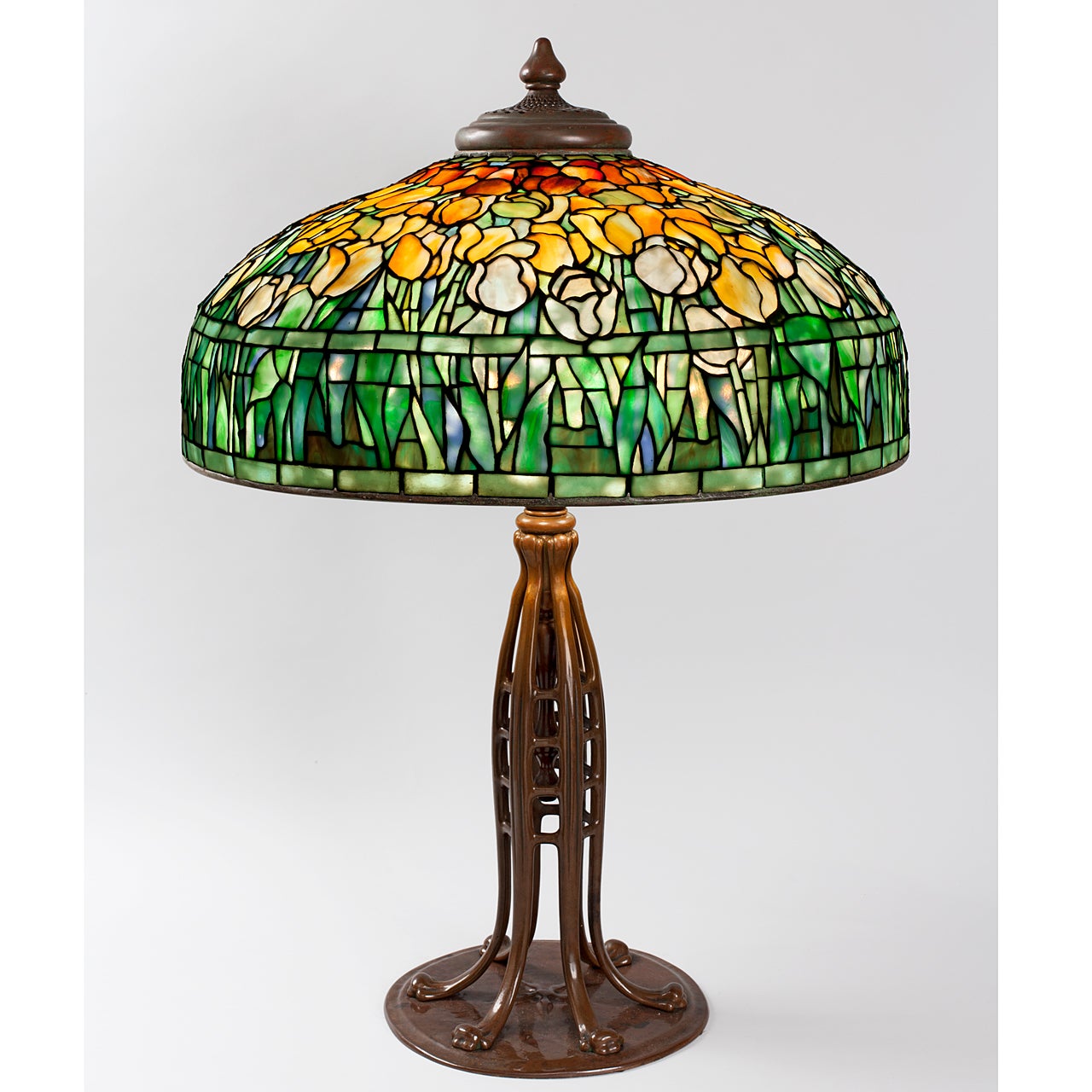 Tiffany Studios "Tulip" Lamp