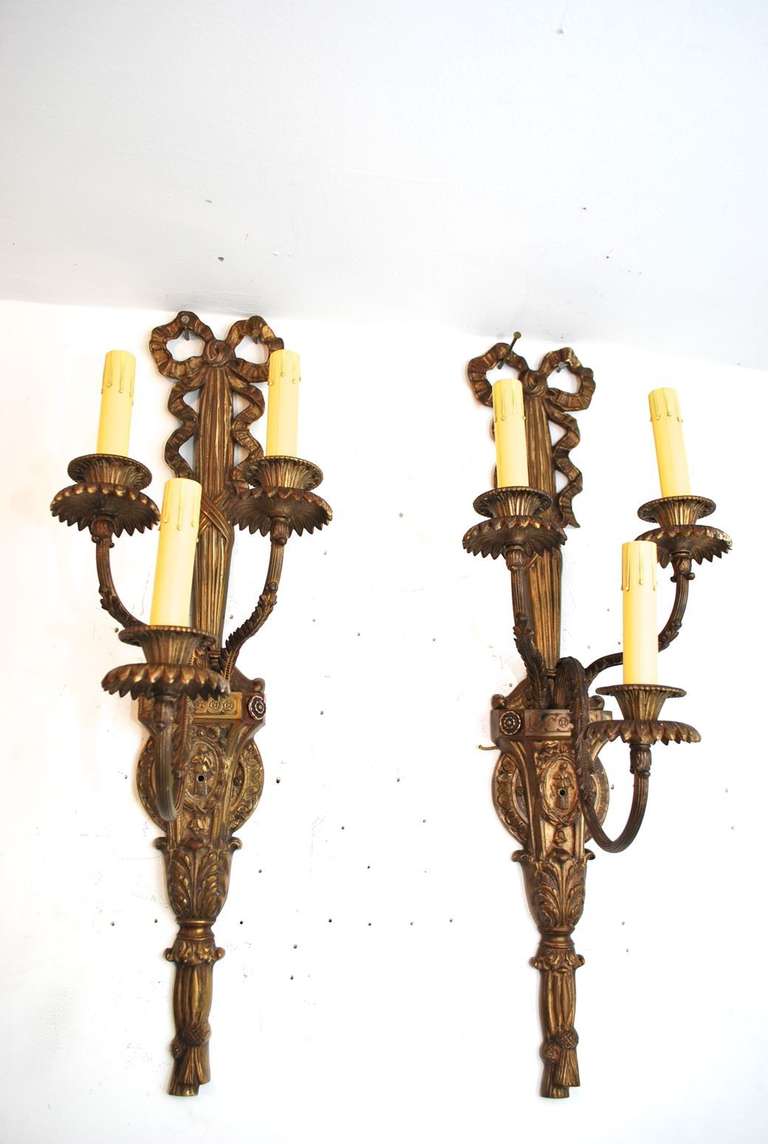 A beautiful and elegant pair of large French sconces, they are quit large and heavy, the price is for the pair, we have a third one, it is bigger with five arms, the picture speak for it self
All sales are final, store credit or exchange