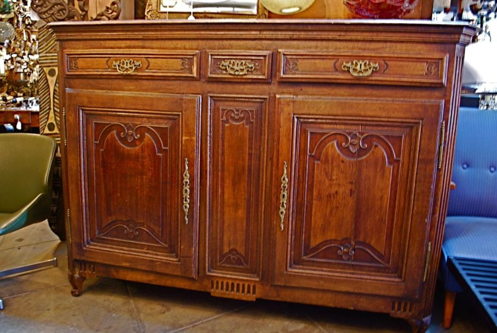 A very nice and elegant late 19 TH century French buffet from Alsace, the buffet it self is darker, on the picture it look much lighter,

ALL SALES ARE FINAL, STORE CREDIT OR EXCHANGE ONLY