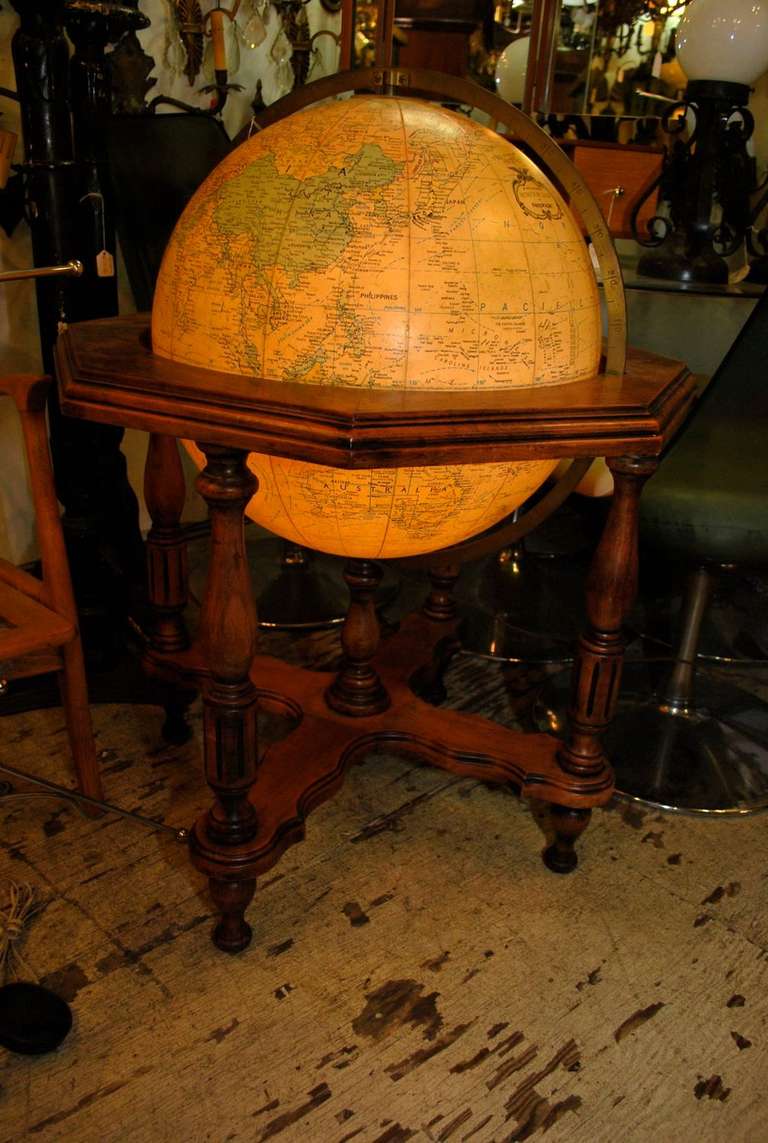 American Antique   illuminating world globe