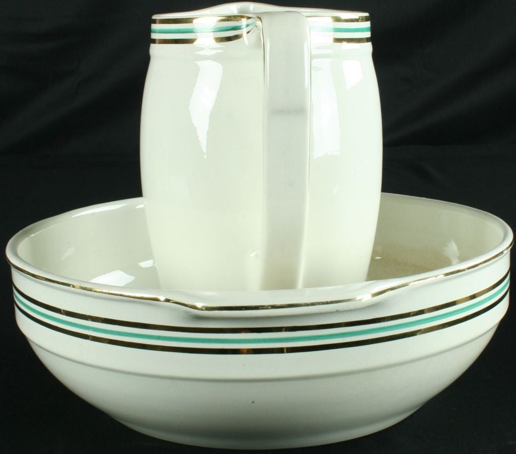 Vintage Art Deco Vanity Pitcher Bowl Set Nimy Green For Sale 4