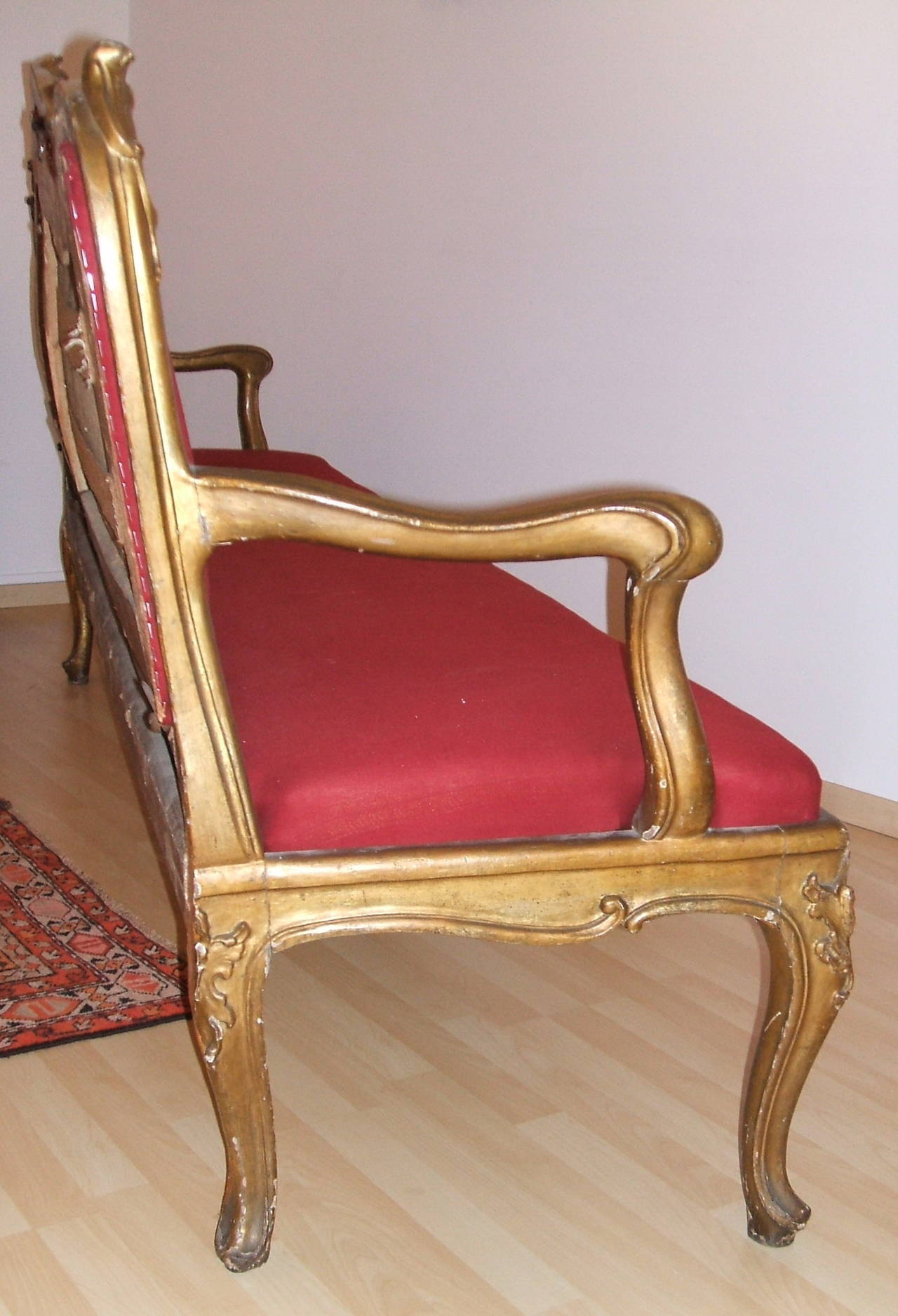 Italian Extraordinary Pair of Louis XV Giltwood Settee, Italy For Sale