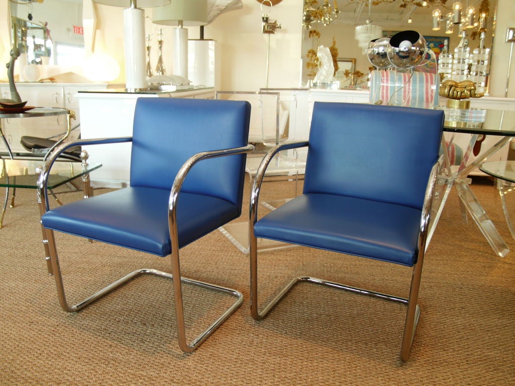 American Set of Two Brno Chairs by Knoll Studio
