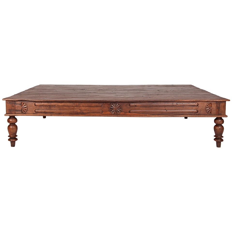 Day Bed with Carved Decoration and Turned Legs circa 1900