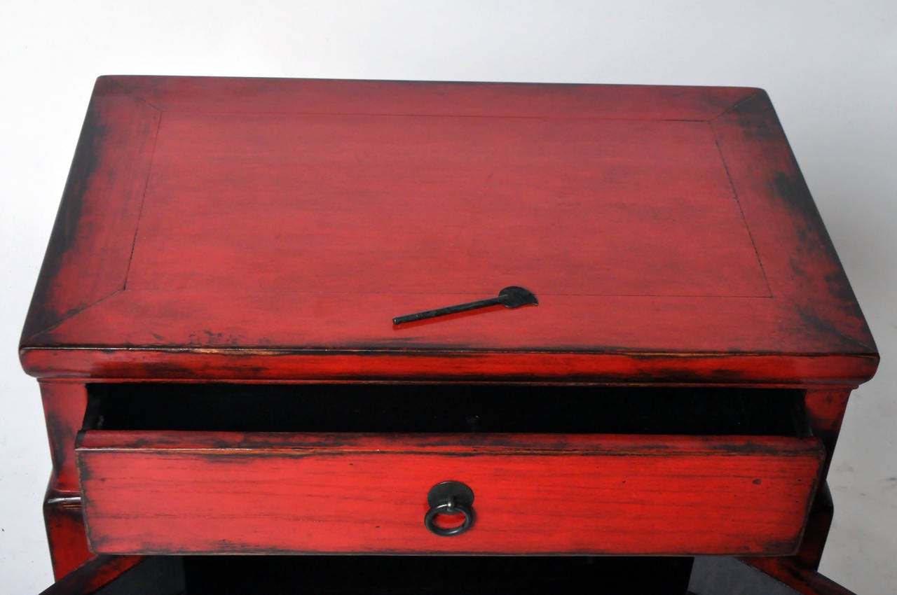 20th Century Pair of Red Lacquered Bedside Chests