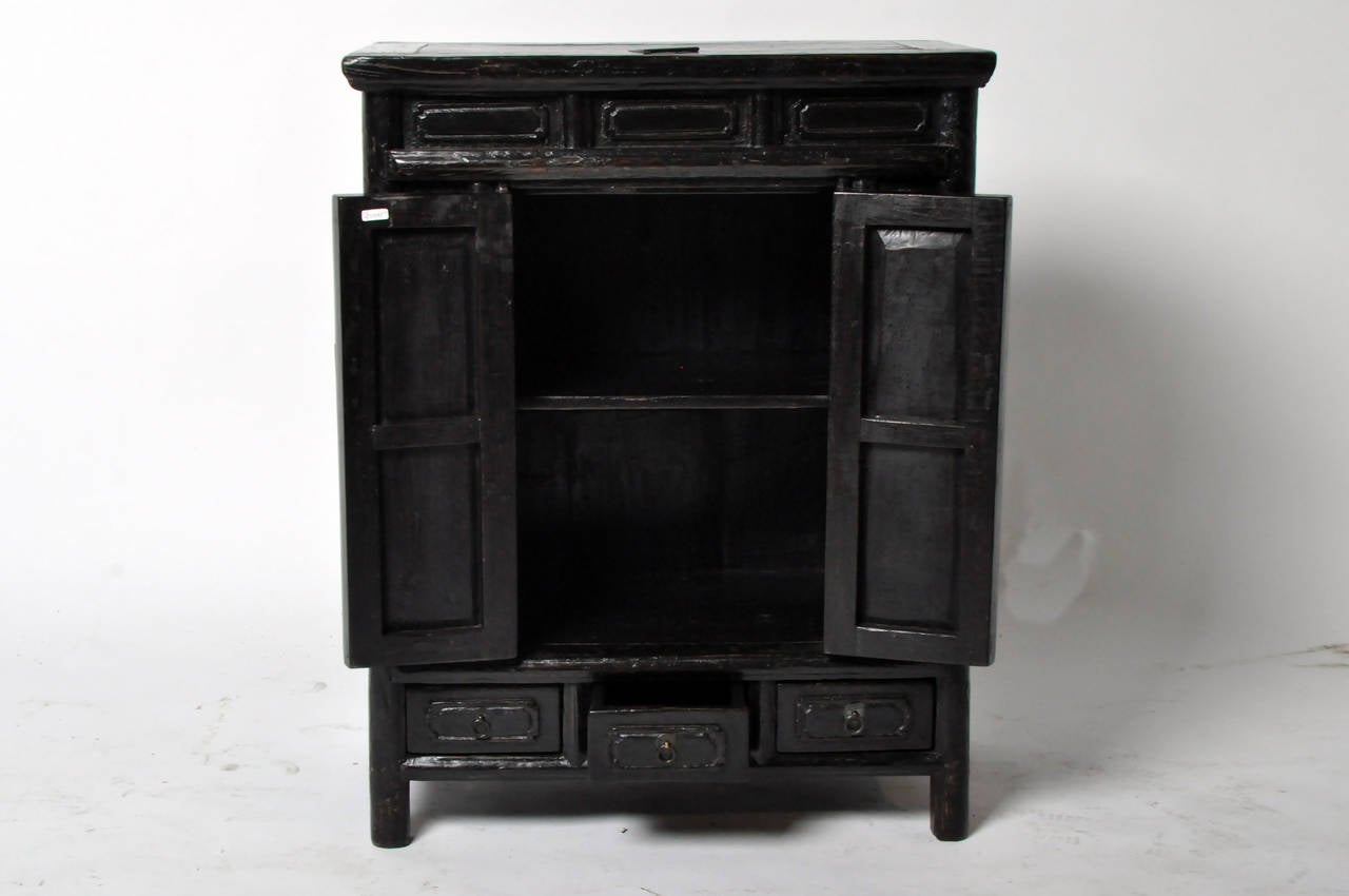 Qing 19th Century Black Lacquered Chest