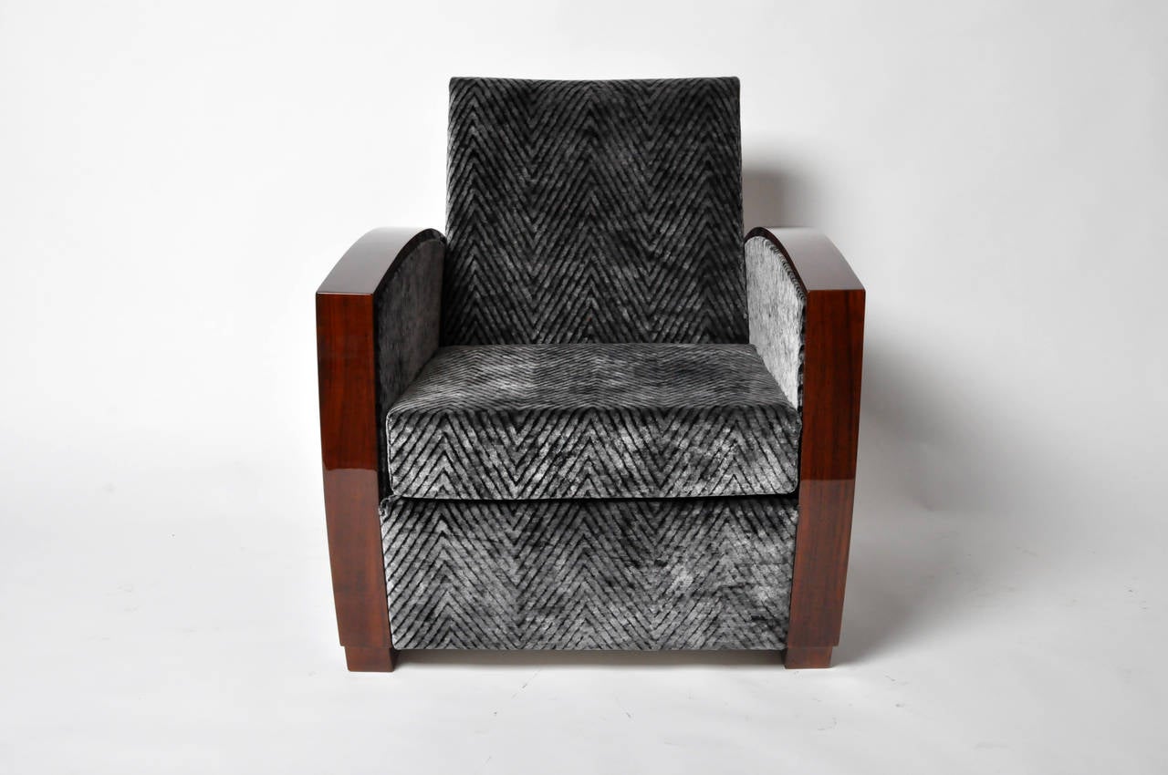 Art Deco Pair of Walnut Veneered Lounge Chairs