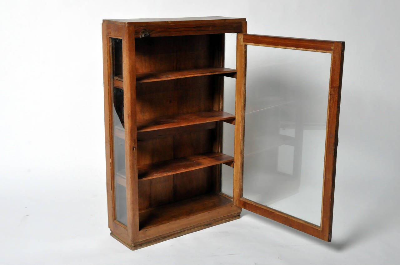 Colonial Teak Wood Display Cabinet In Excellent Condition In Chicago, IL