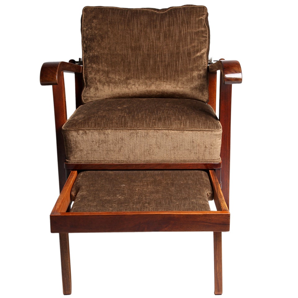 Hungarian Reclining Chair with Pullout Foot Rest