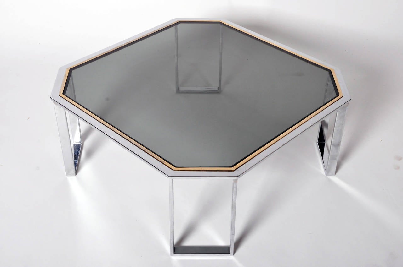 Mid-Century Modern Two-Toned Octagonal Coffee Table For Sale