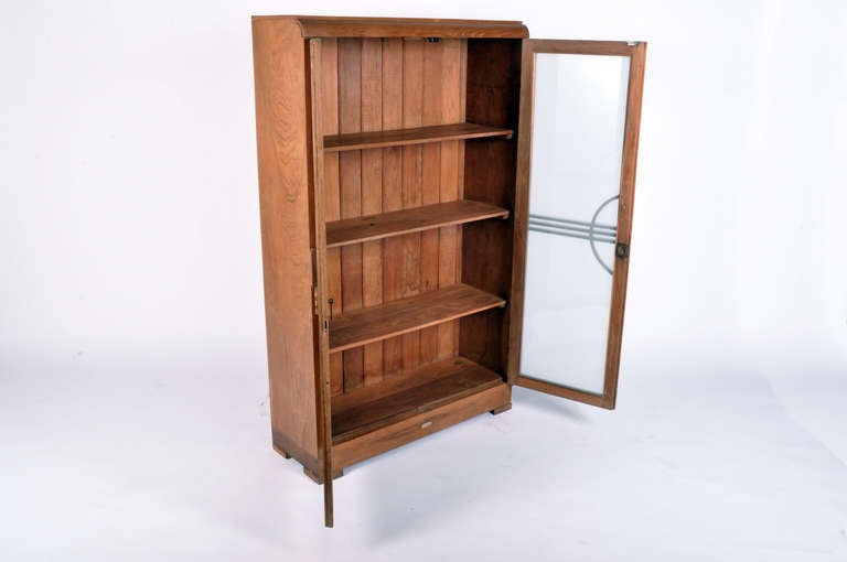Art Deco Cabinet with Frosted Glass Doors In Excellent Condition In Chicago, IL