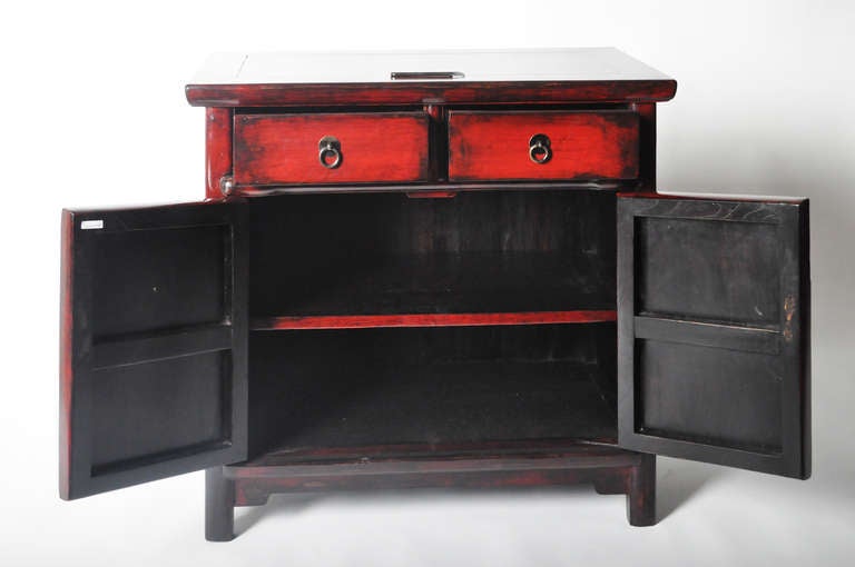 Pair of 19th Century Tapered  Bed Side Chests In Excellent Condition In Chicago, IL