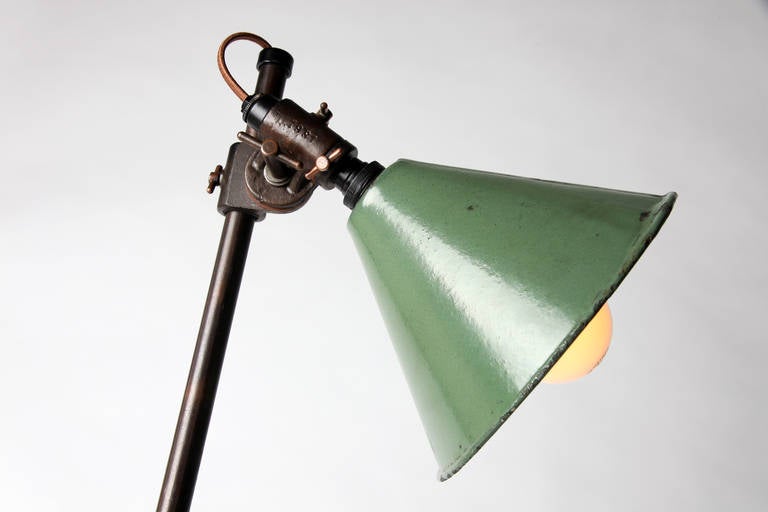 French Industrial Table Lamp In Good Condition In Chicago, IL