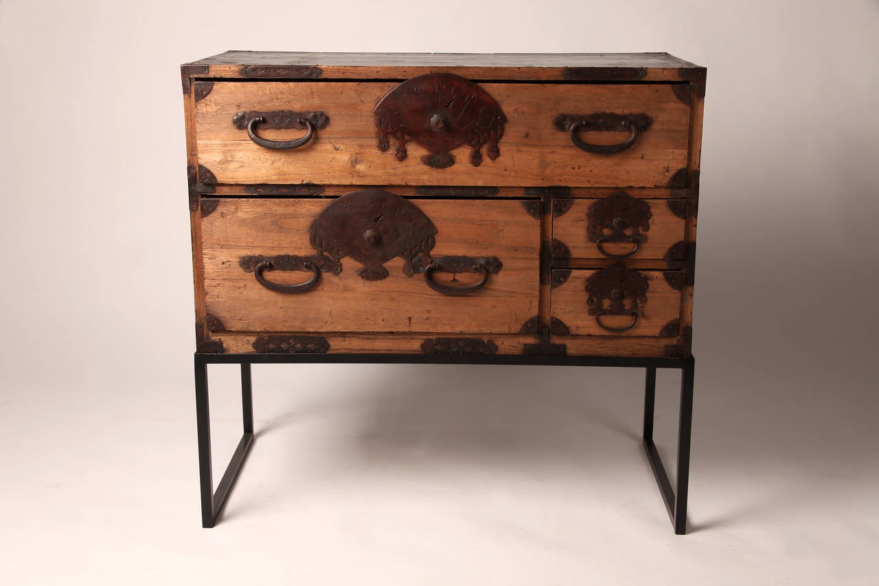 Pair of 19th Century Tansu Chests with Fan Shaped Hardware 1