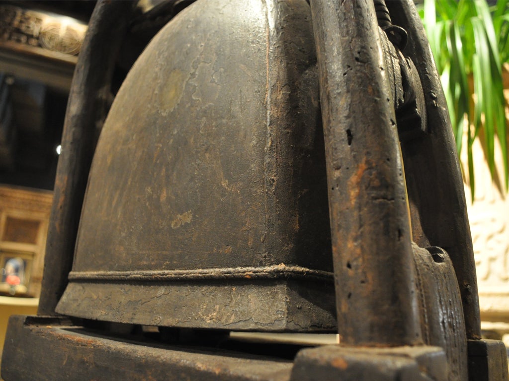 Bronze Elephant Bell