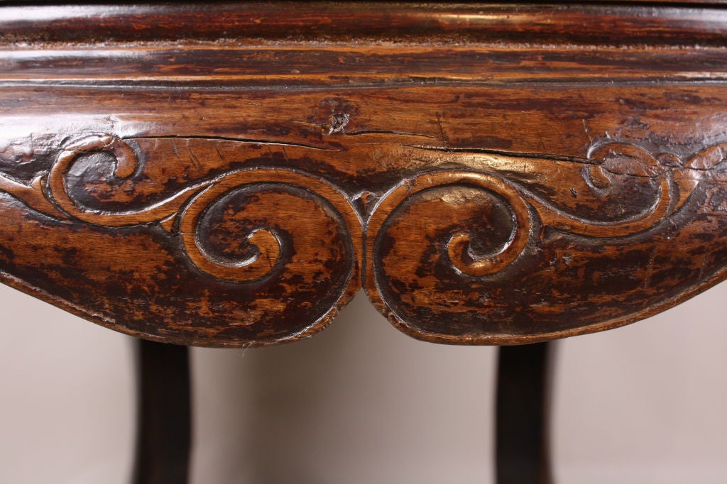 19th Century Round 6-leg Tea Table